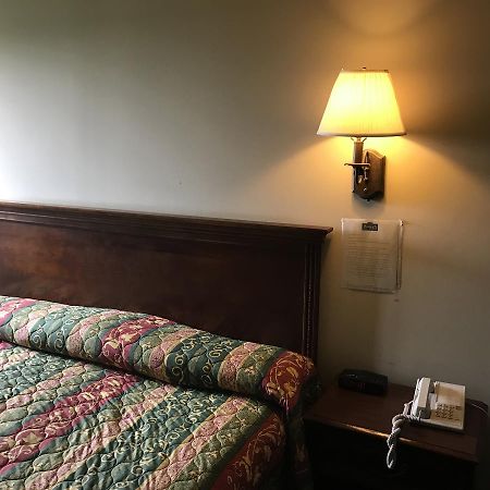 Lititz Inn And Suites Esterno foto
