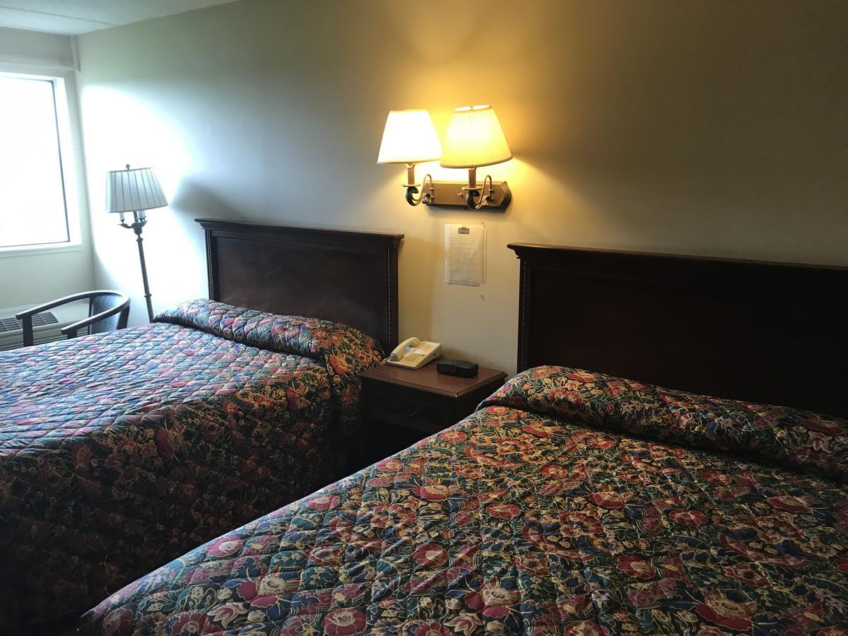 Lititz Inn And Suites Esterno foto