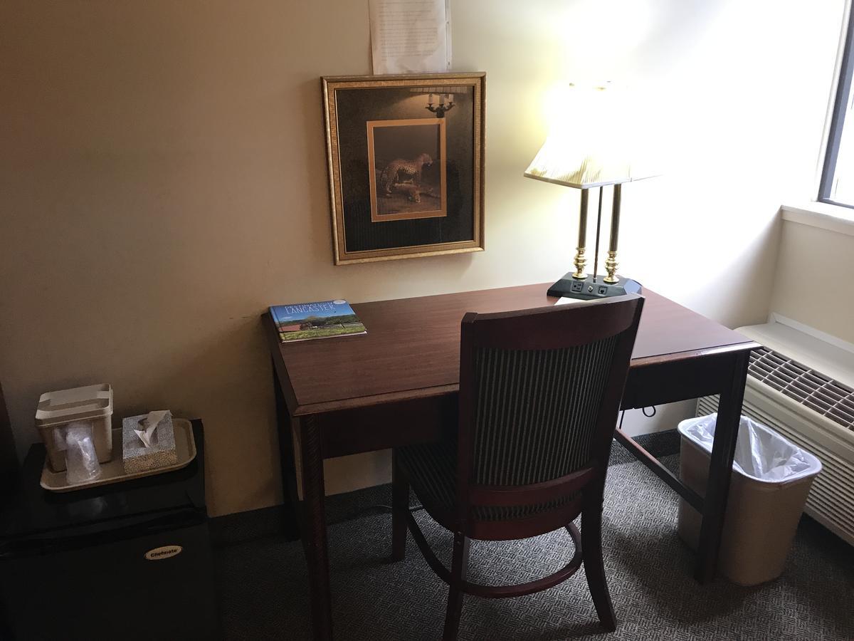 Lititz Inn And Suites Esterno foto